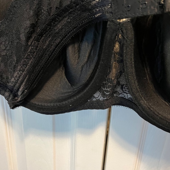 Delta Burke size 40D underwire bra - Picture 10 of 12